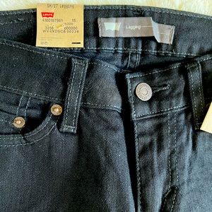 Levi’s 535 Leggings, True Black, Size 5M/27